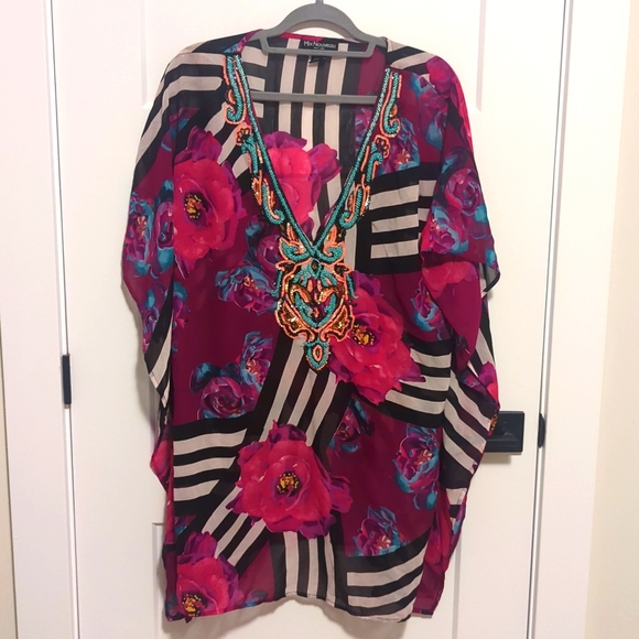 👙🏖️ Swim Cover Up with beading - Picture 1 of 4